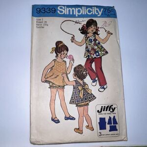 VTG Simplicity Pattern Toddlers' Child's Jiffy Bloomers/Pants Rev Top UNCUT Sz 1